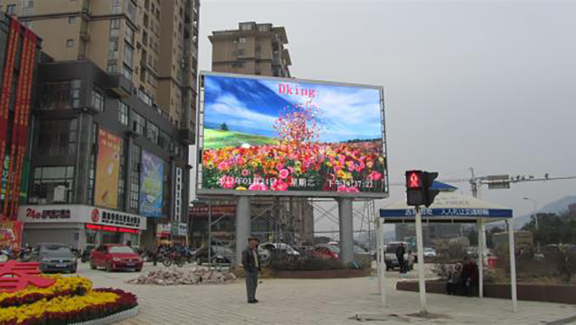 哪些因素影響戶外LED顯示屏使用壽命？